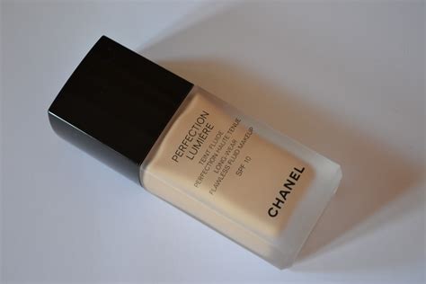 chanel perfection lumiere discontinued|Chanel perfection lumiere 30 beige.